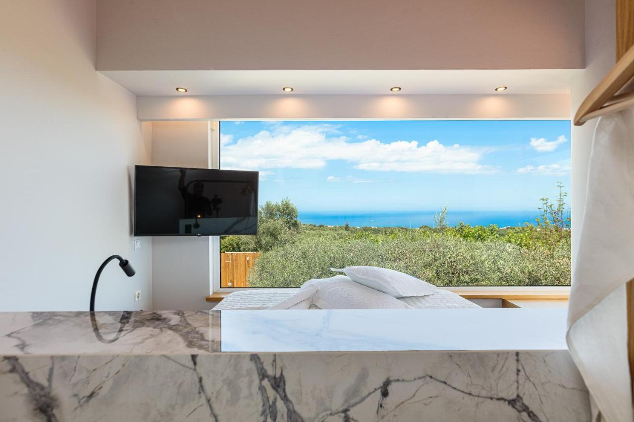 Thetree Villa, With Heated Pool & Spa Whirlpool Gállos Exterior photo