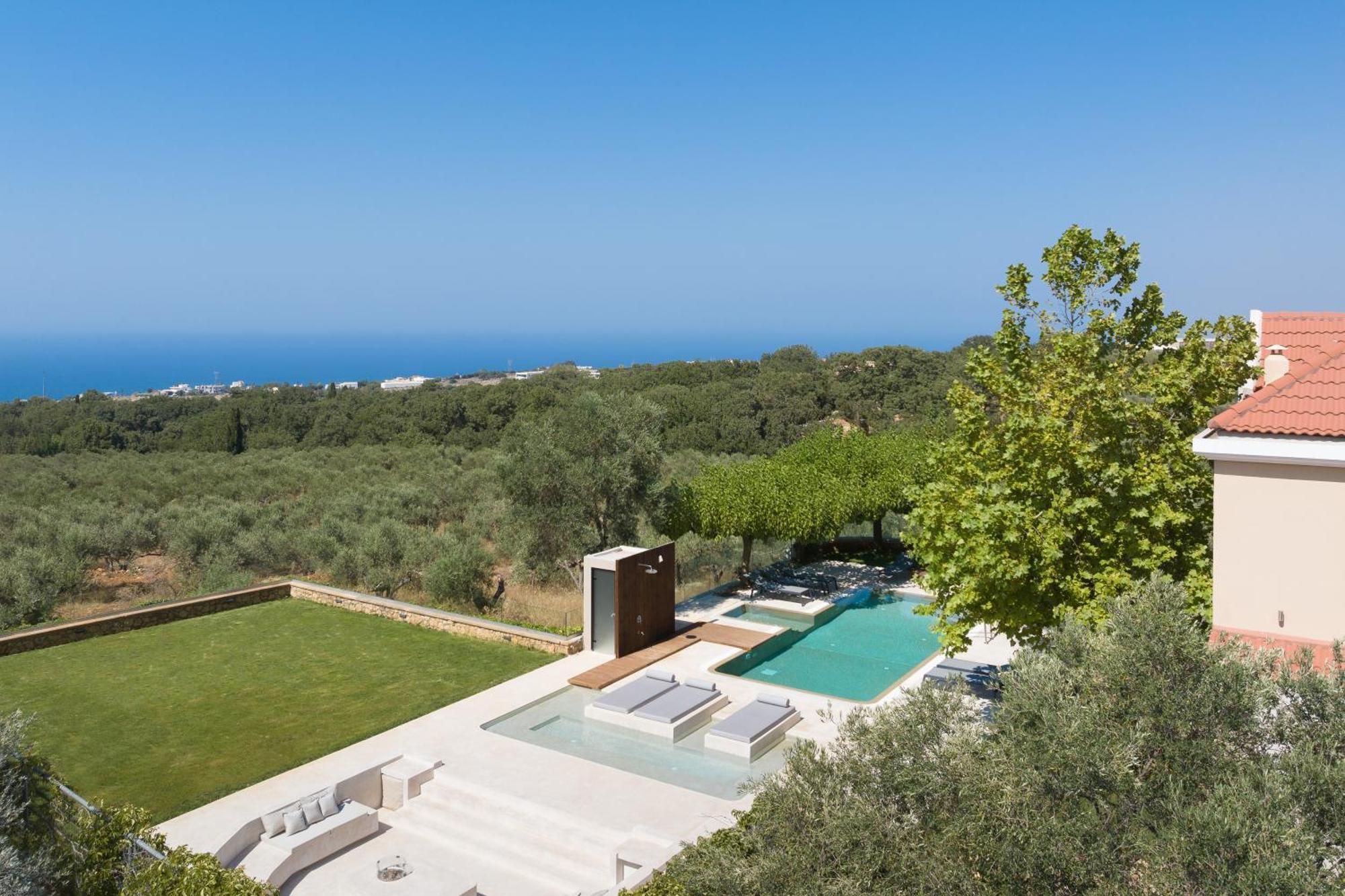 Thetree Villa, With Heated Pool & Spa Whirlpool Gállos Exterior photo