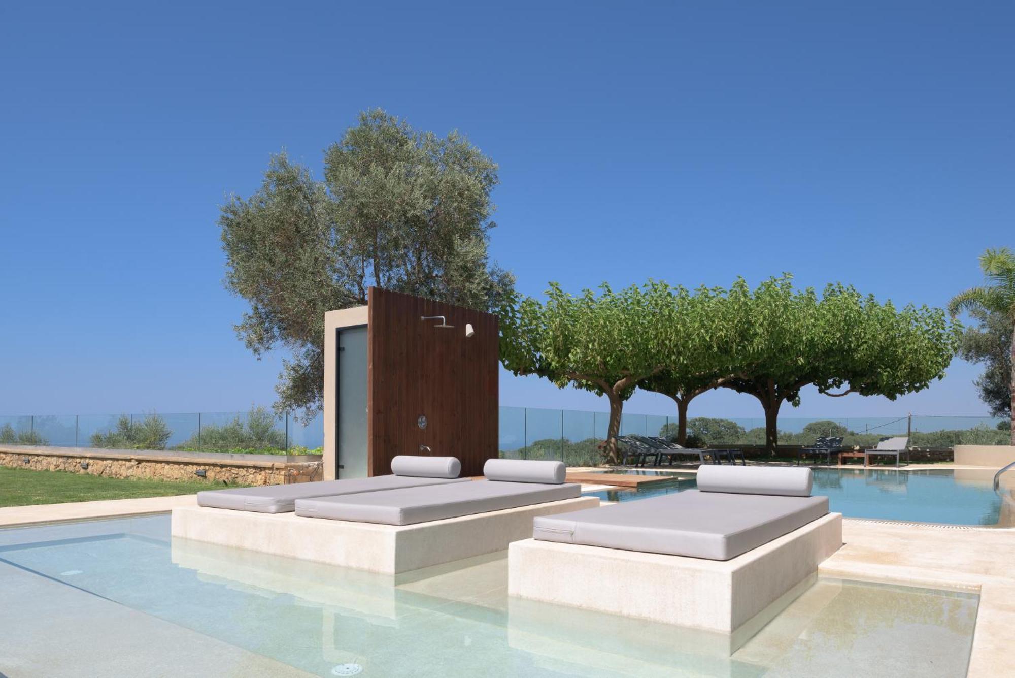 Thetree Villa, With Heated Pool & Spa Whirlpool Gállos Exterior photo